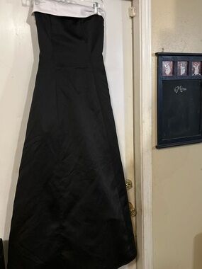 Urban Girl Nites Black Strapless A-Line Evening Gown